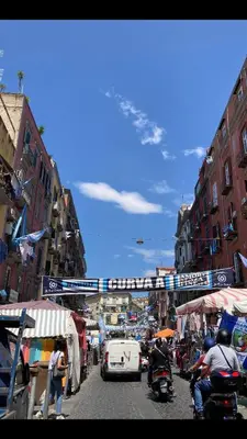 Vista generica su Napoli o vista sulla città dall'interno della casa vacanze