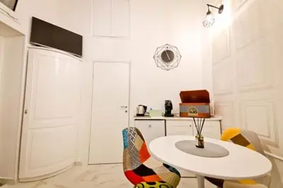 TV o dispositivi per l'intrattenimento presso House spaccanapoli