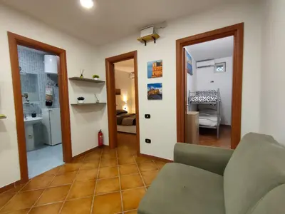 Bagno di Chiaia House Vetriera