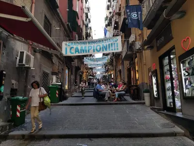 Ospiti di O'Tuocc a Chiaia