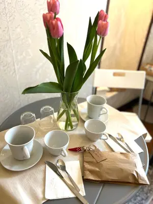 Set per la preparazione di tè e caffè presso Mira Mare Suite