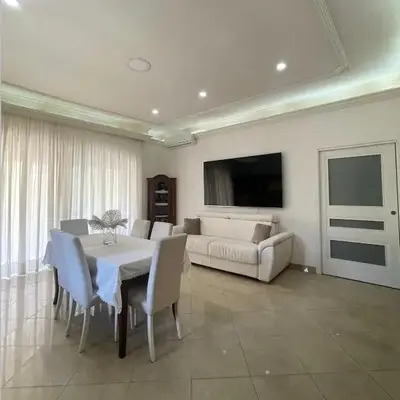 House Marì