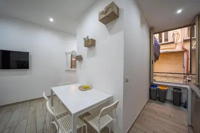 Cucina o angolo cottura di Stay in Naples Flats Montesanto
