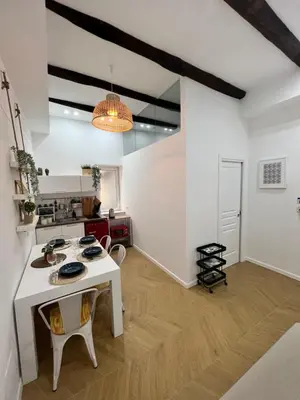 Cucina o angolo cottura di Gennarino Apartments - Panorama Suite with balcony and Urban Loft