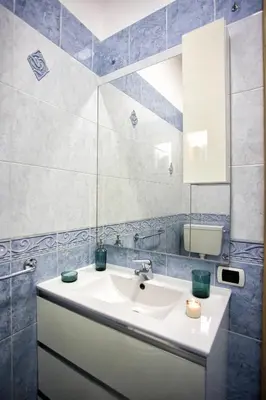 Bagno di Casa Pelusa: Apartment near Maradona Murales