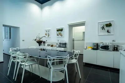 Cucina o angolo cottura di Skyhouse Chiatamone
