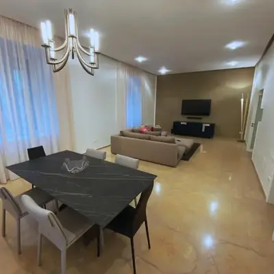 Luxury House With Parking