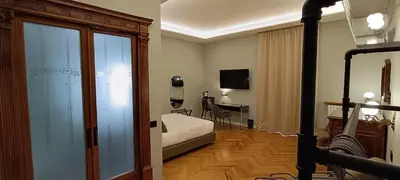 TV o dispositivi per l'intrattenimento presso Deluxe Spaccanapoli