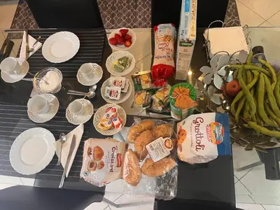Cibo presso la stanza in casa privata o nelle vicinanze