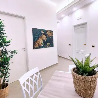 Grande & Favoloso vicino il Museo Madre
