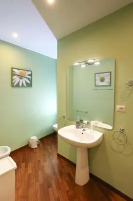 Bagno di Casa Toledo - Piazza Municipio LUMA HOME