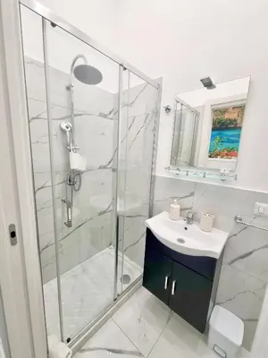 Bagno di DUOMO MIRADOIS 152 NAPOLI