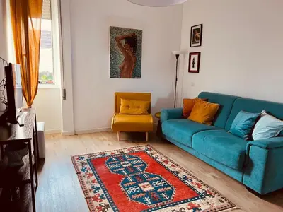 Area soggiorno di La Casa di Clara - Centro Storico Napoli - Vicino Metro & Duomo - Ideale per Coppie