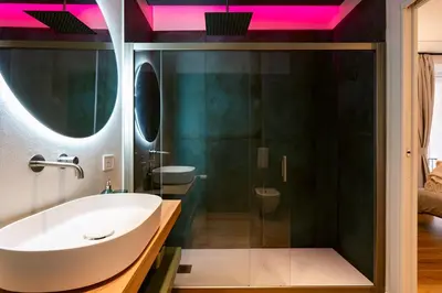 Bagno di NILO RELAIS a san domenico maggiore