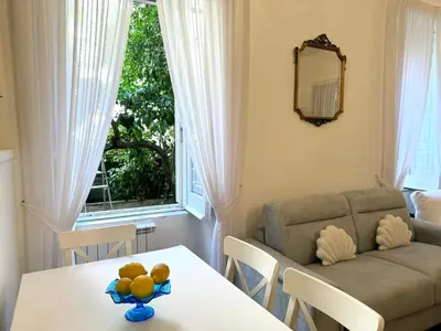 Planimetria di Vomerwood Loft - Luxe and Spacious house in Vomero