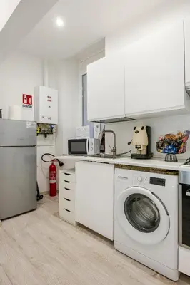 Cucina o angolo cottura di NaLusa rooms - in centro a Toledo