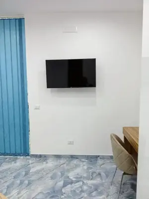 TV o dispositivi per l'intrattenimento presso La casa di Viviana Duomo centro storico di Napoli