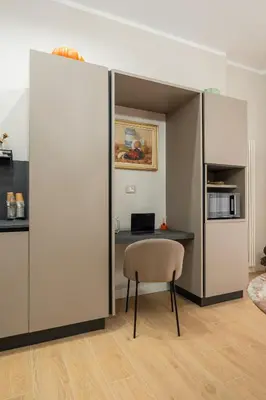 Cucina o angolo cottura di La Casa di MaVì - elegante e spazioso appartamento