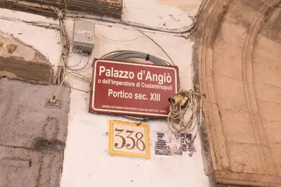 Certificato, attestato, insegna o altro documento esposto da Bella Sorella Suite Napoli