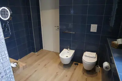 Bagno di Home 109 Luxury Rooms