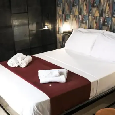Peppe triple rooms Napoli centro