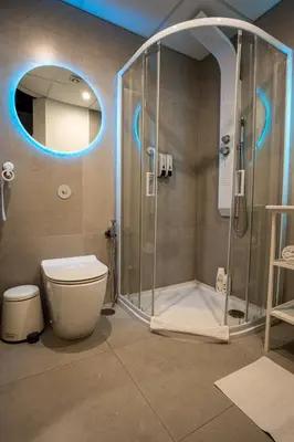 Bagno di Skyhouse Beverello