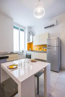 Cucina o angolo cottura di Metro Università Apartment by Wonderful Italy
