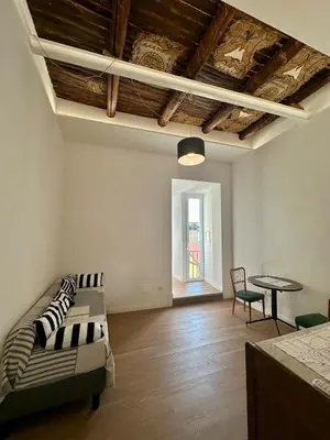 Area soggiorno di La Romantique Napoli