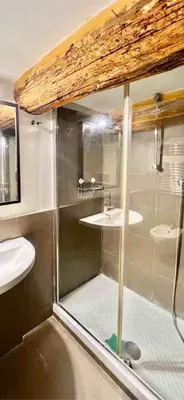 Bagno di Toledo house liberty