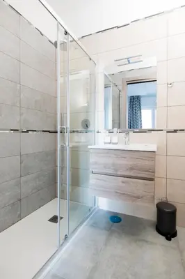 Bagno di Salvator Rosa Rooms - Di fronte alla Metro, Terrazza & Self Check in