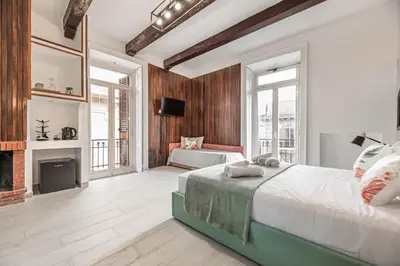 Letto o letti in una camera di Tribeca Retreat Stunning Guest House By the Sea