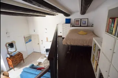 Letto o letti in una camera di Downtown loft in Naples