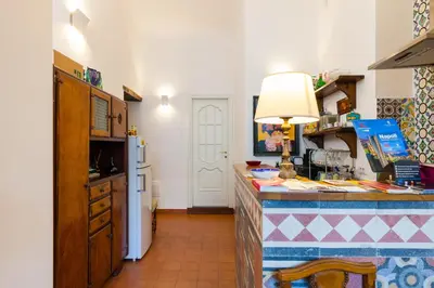 Cucina o angolo cottura di Don Pedro Rooms Vicerè di Toledo in the city center