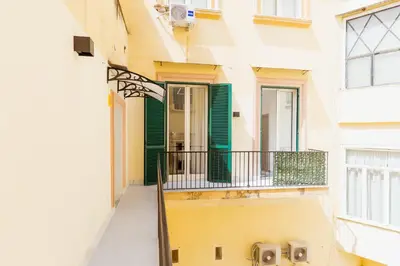 Balcone o terrazza di Camera a Napoli