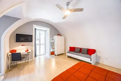 TV o dispositivi per l'intrattenimento presso O Panaro Lucky Flat by NapoliApartments