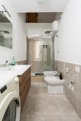 Bagno di VomeroMetroNest By Dimorra