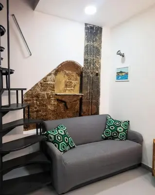 Area soggiorno di Vecchia Napoli Santa Maria la Nova