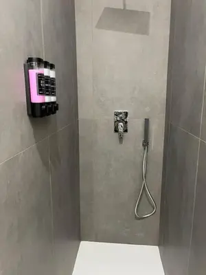 Bagno di Casa Maluma
