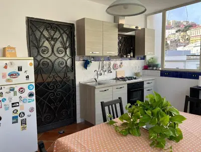 Cucina o angolo cottura di mediNA