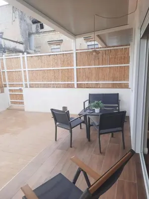 Area soggiorno di Napoli centro storico casa viscardi 2