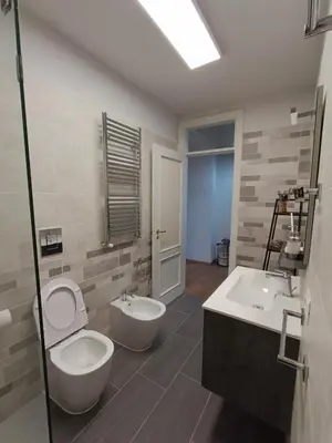 Bagno di Un posto a Napoli