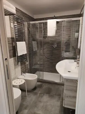 Bagno di Parthenope Suite Rooms Vomero Vanvitelli a 2 min quartieri spagno via Toledo