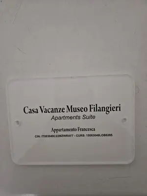 Certificato, attestato, insegna o altro documento esposto da Museo Filangieri Suite