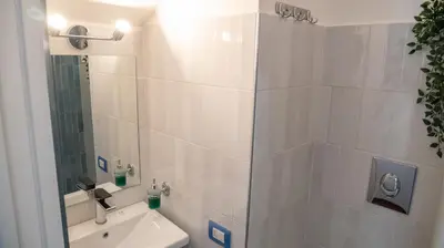 Bagno di Casa Latilla Napoli Centro Storico con Due Camere Indipendenti