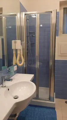Bagno di R&B Mezzocannone