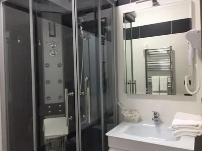 Bagno di MB95 - Mezzocannone Luxurious Bed&Breakfast