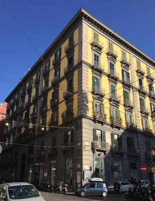 Edificio in cui si trova la stanza in casa privata