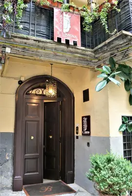 Facciata o entrata di B&B Palazzo Solimena