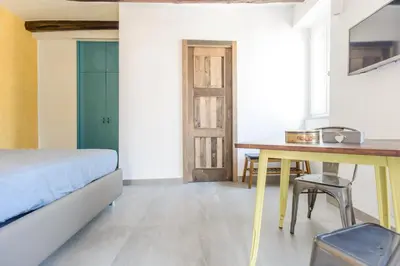 Planimetria di Napoli Suite Toledo 10 By Dimorra