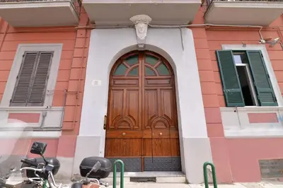 Facciata o entrata di Bed in Naples